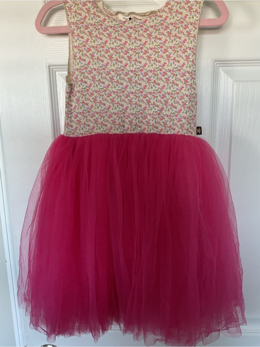 Girls Floral Knit Bodice Dress with Bright Pink Tulle Skirt new size 8